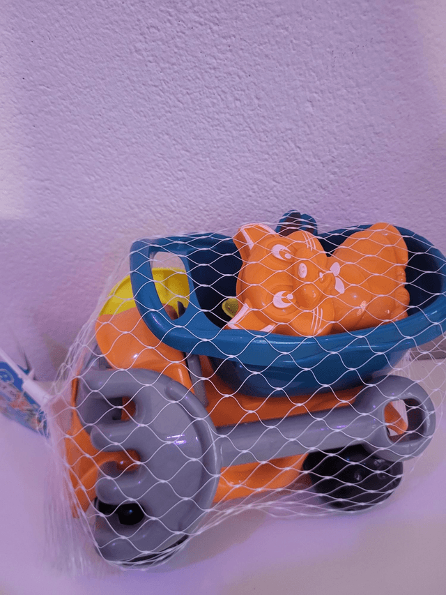 Strandset in leuke kiepwagen